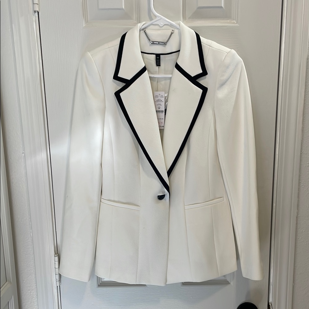 White House Black Market Ivory Blazer